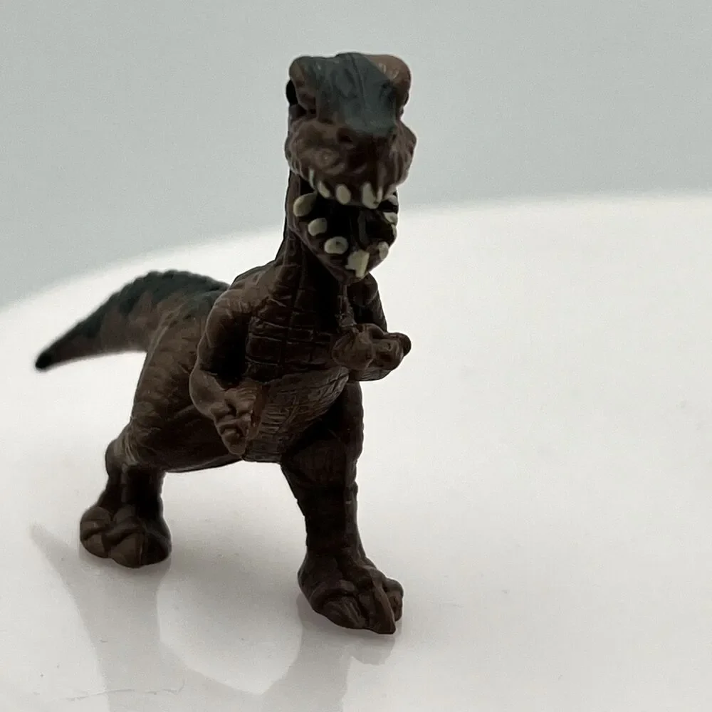 VTG 1993 Jurassic Park Kenner Series 1 Robert Muldoon Action Figure W/Dinosaur